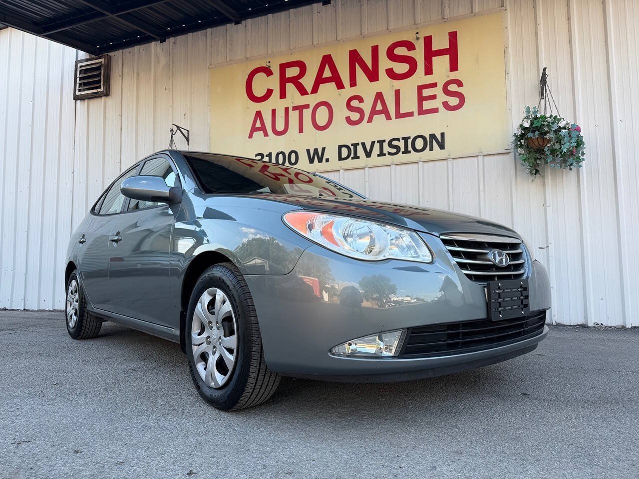 Used 2010 Hyundai Elantra GLS FWD image 1