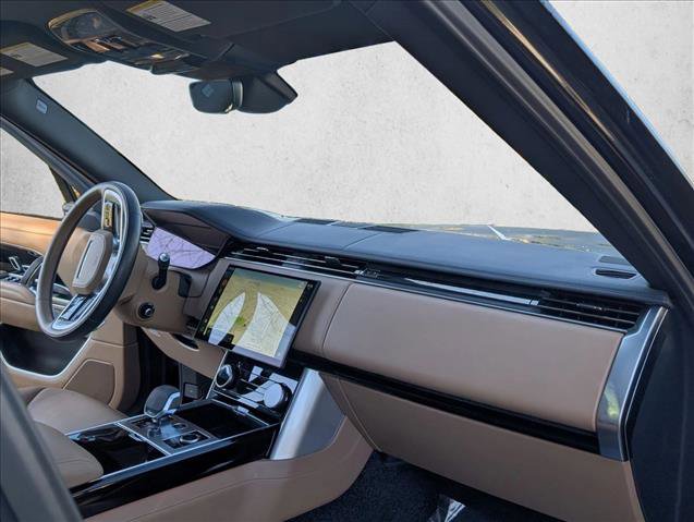 Used 2023 Land Rover Range Rover SE image 22