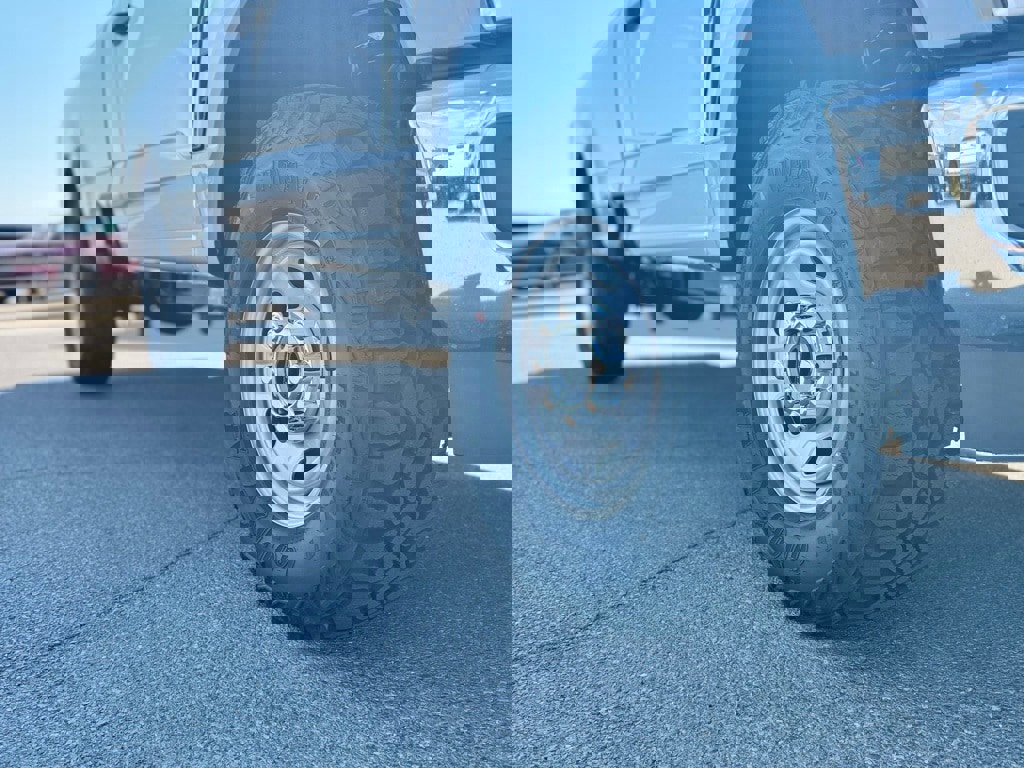 New 2026 Ford F350 XL image 2