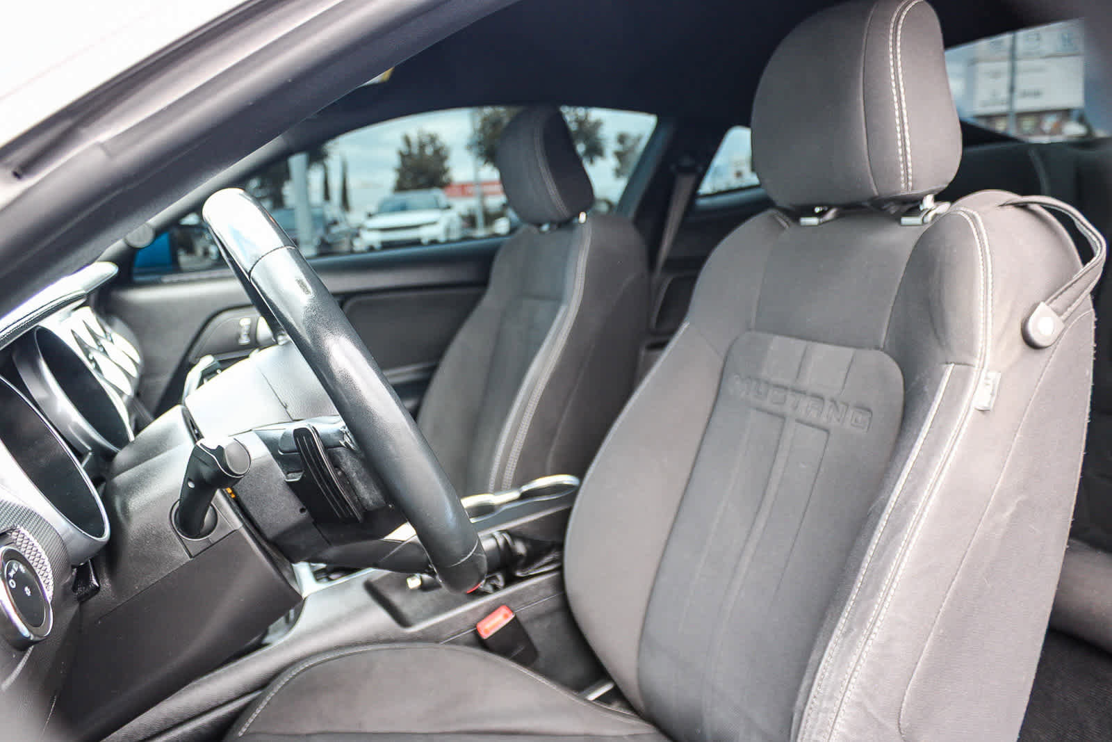 Used 2020 Ford Mustang GT RWD image 17