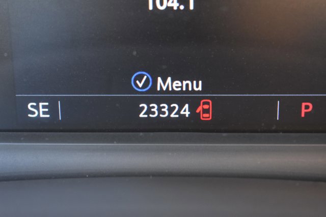 Used 2025 Cadillac XT5 Premium Luxury image 24