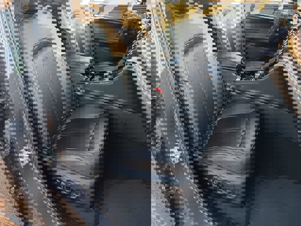 Used 2023 Jeep Grand Cherokee 4WD 4xe image 14