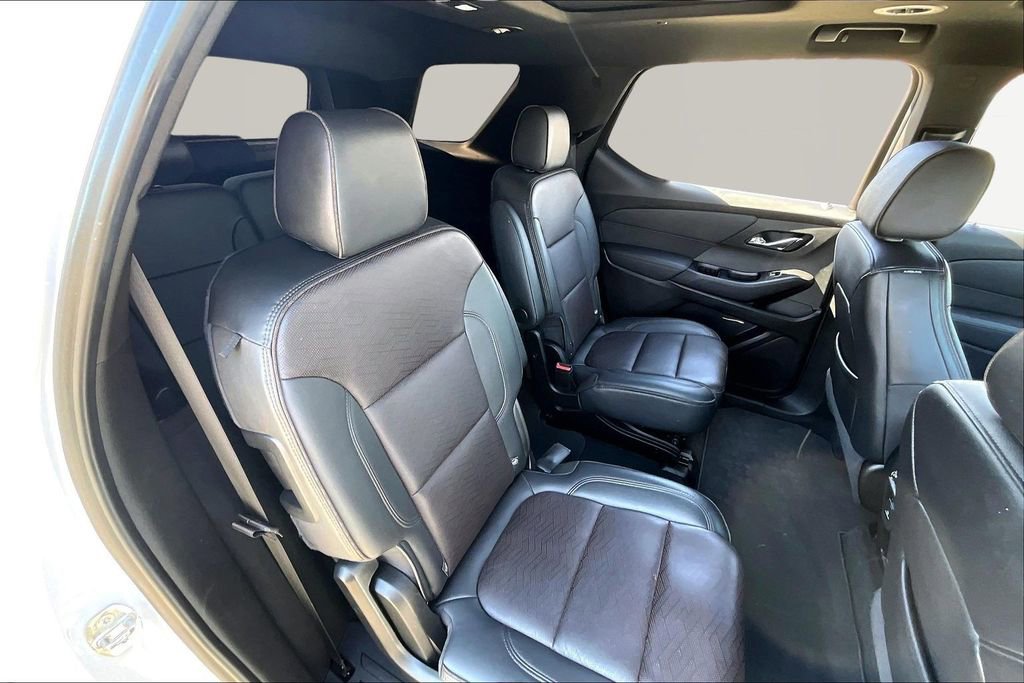 Used 2023 Chevrolet Traverse High Country image 27