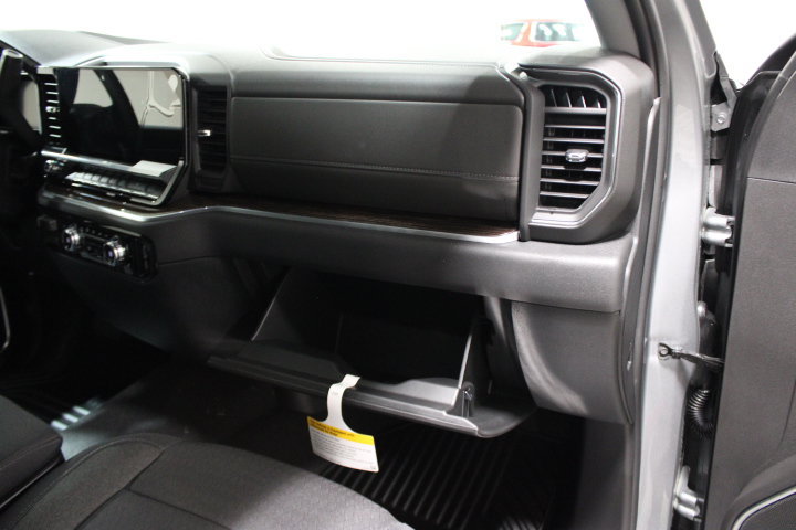 New 2026 GMC Sierra 2500 SLE w/ SLE Value Package; AWD/4WD image 28