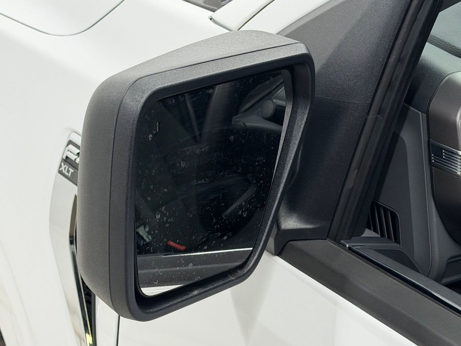 Used 2025 Ford F150 XLT w/ Equipment Group 301A Standard image 30