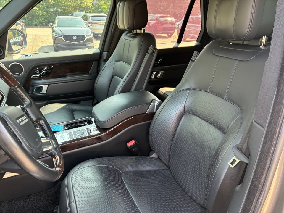 Used 2019 Land Rover Range Rover Supercharged AWD/4WD image 30
