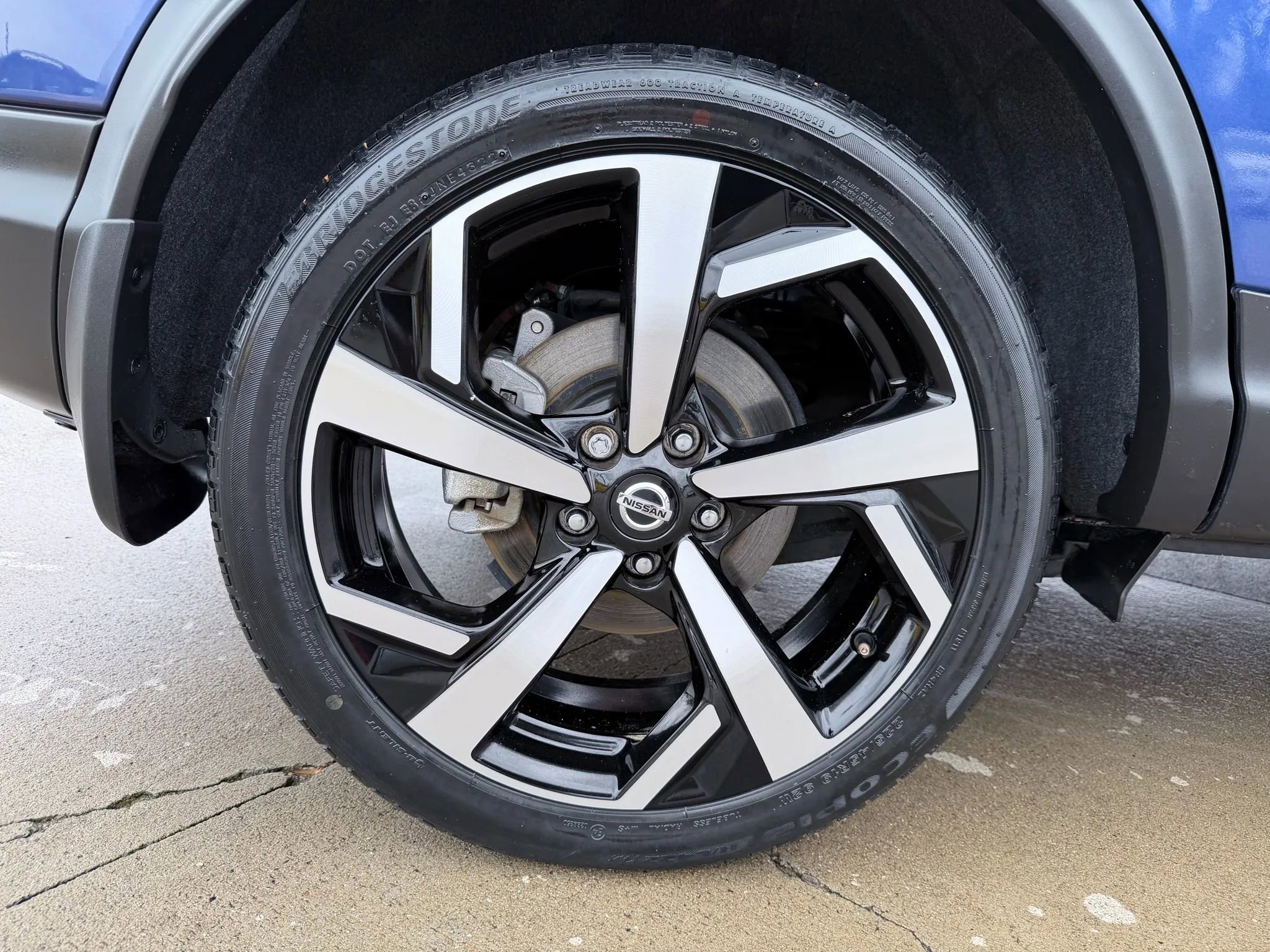 Used 2022 Nissan Rogue Sport SL image 30