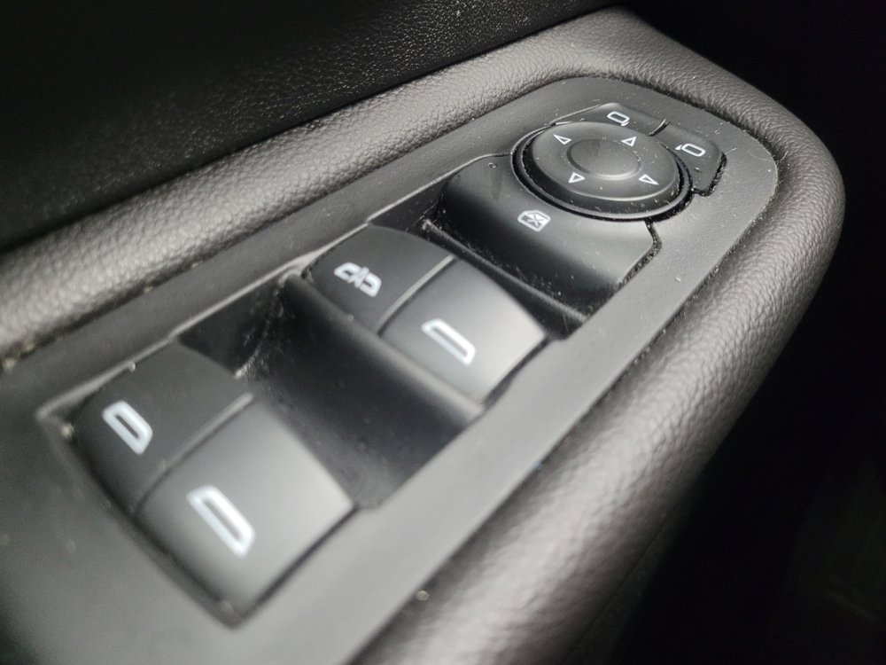 Used 2020 GMC Terrain SLE w/ Driver Convenience Package image 27