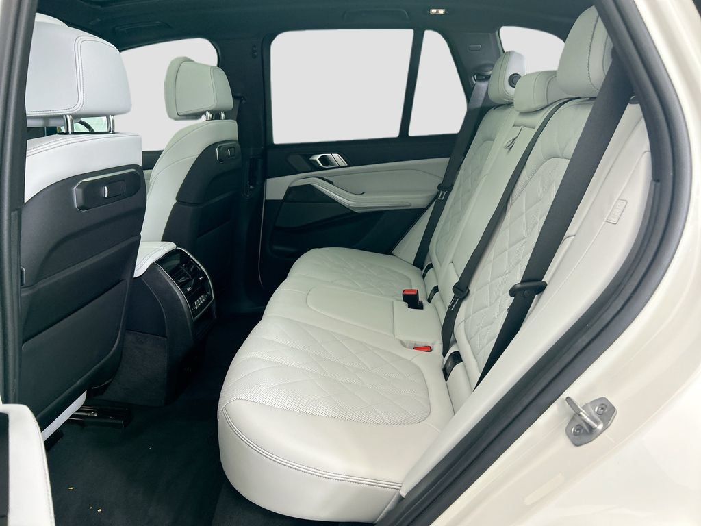 Certified 2024 BMW X5 xDrive40i w/ Premium Package AWD/4WD image 20