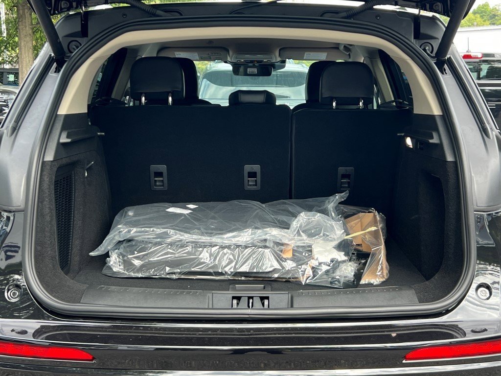 New 2026 Lincoln Corsair Premiere image 11