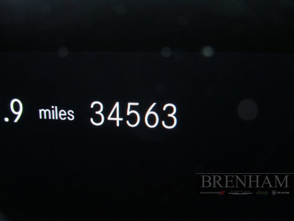 Used 2022 Mercedes-Benz GLB 250 w/ Premium Package image 26