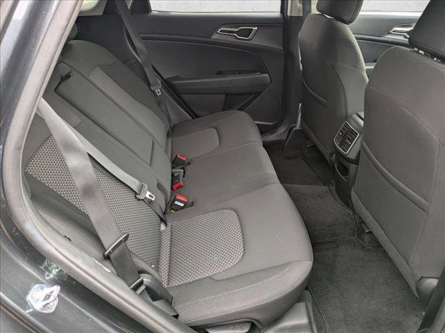 Used 2024 Kia Sportage LX image 18