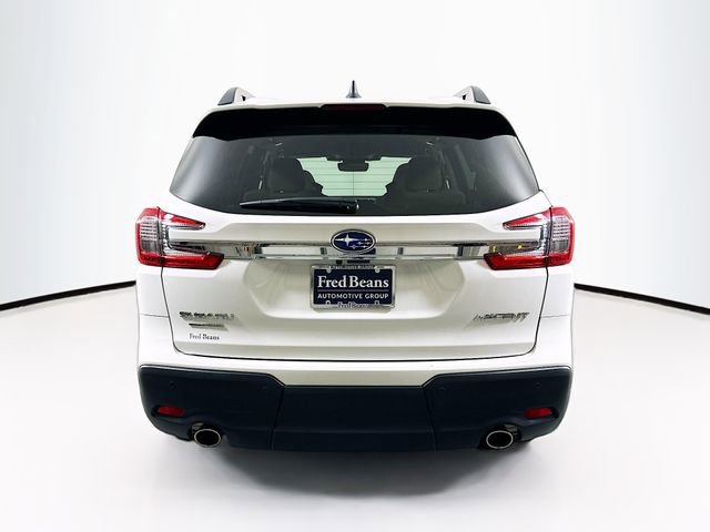 Used 2024 Subaru Ascent Premium w/ Convenience Package image 7