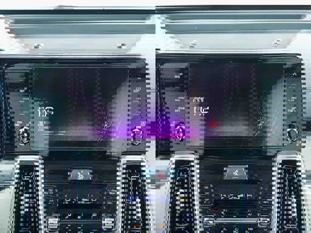 Used 2023 Kia Sorento SX image 13