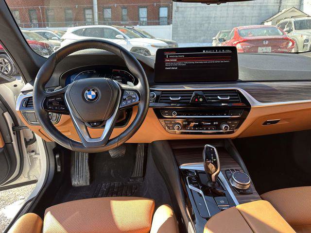 Used 2023 BMW 530i xDrive w/ Convenience Package image 21