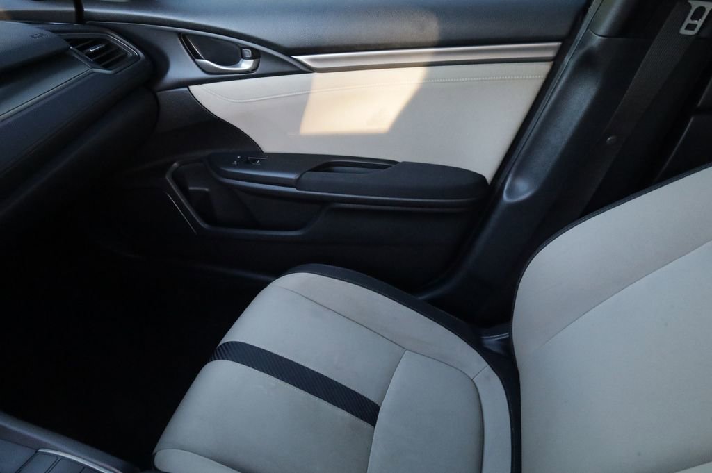 Used 2018 Honda Civic EX image 10
