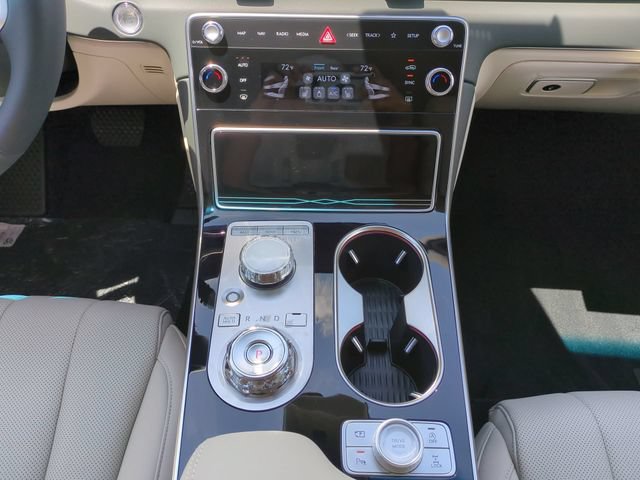 Used 2025 Genesis GV80 2.5T Standard AWD/4WD image 15