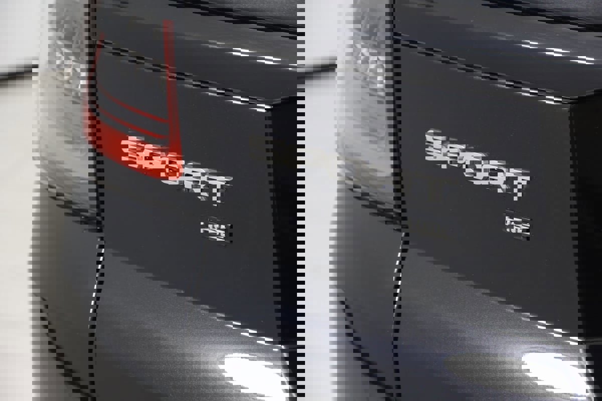 Used 2021 Land Rover Range Rover Sport HSE Silver Edition image 54