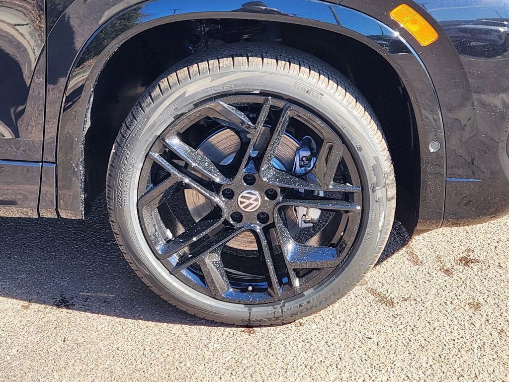 New 2026 Volkswagen Tiguan SE R-Line image 30