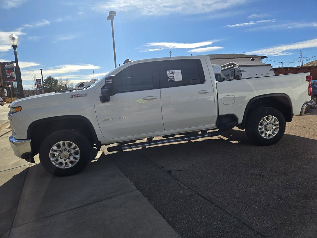 Used 2023 Chevrolet Silverado 2500 LT w/ Convenience Package image 5