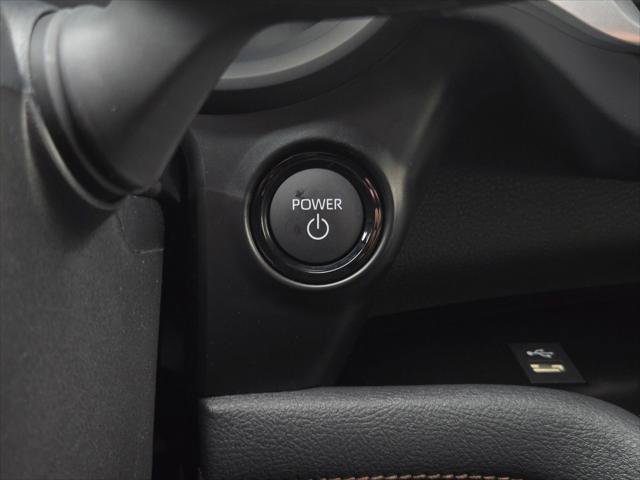 Certified 2026 Toyota Sienna Limited FWD image 18