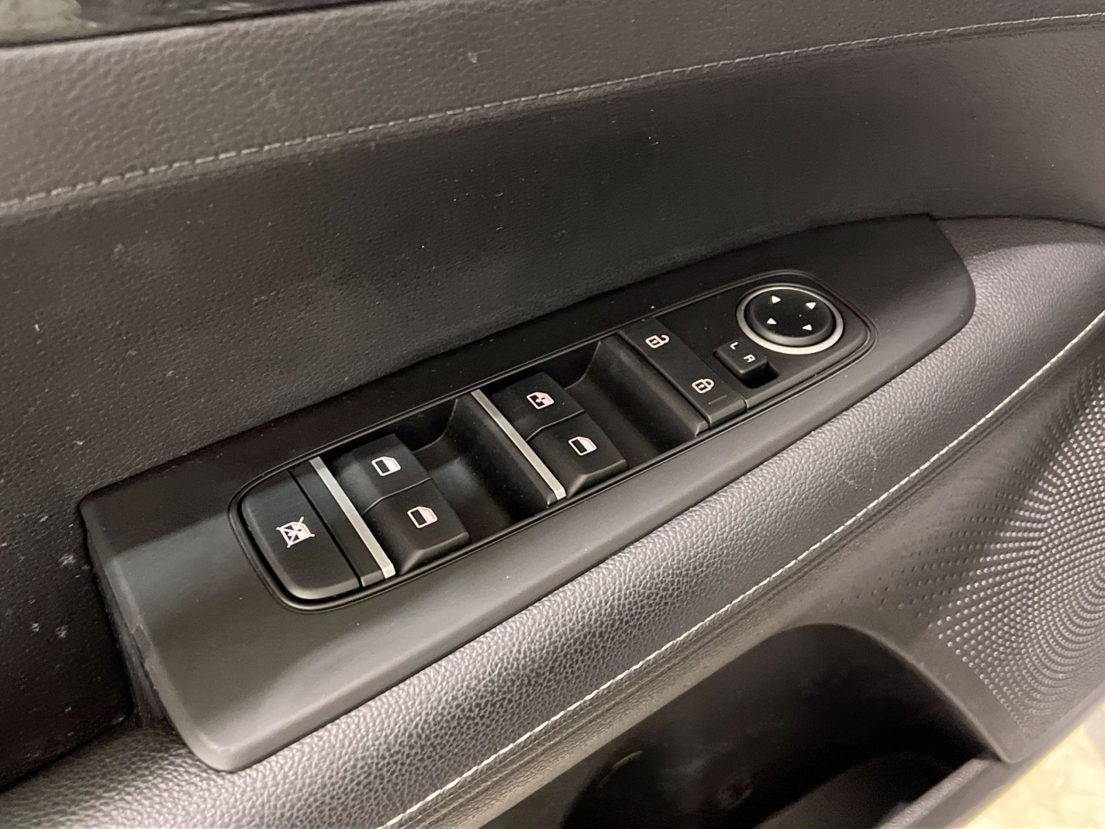 Used 2023 Kia Forte GT-Line w/ GT-Line Technology Package image 26