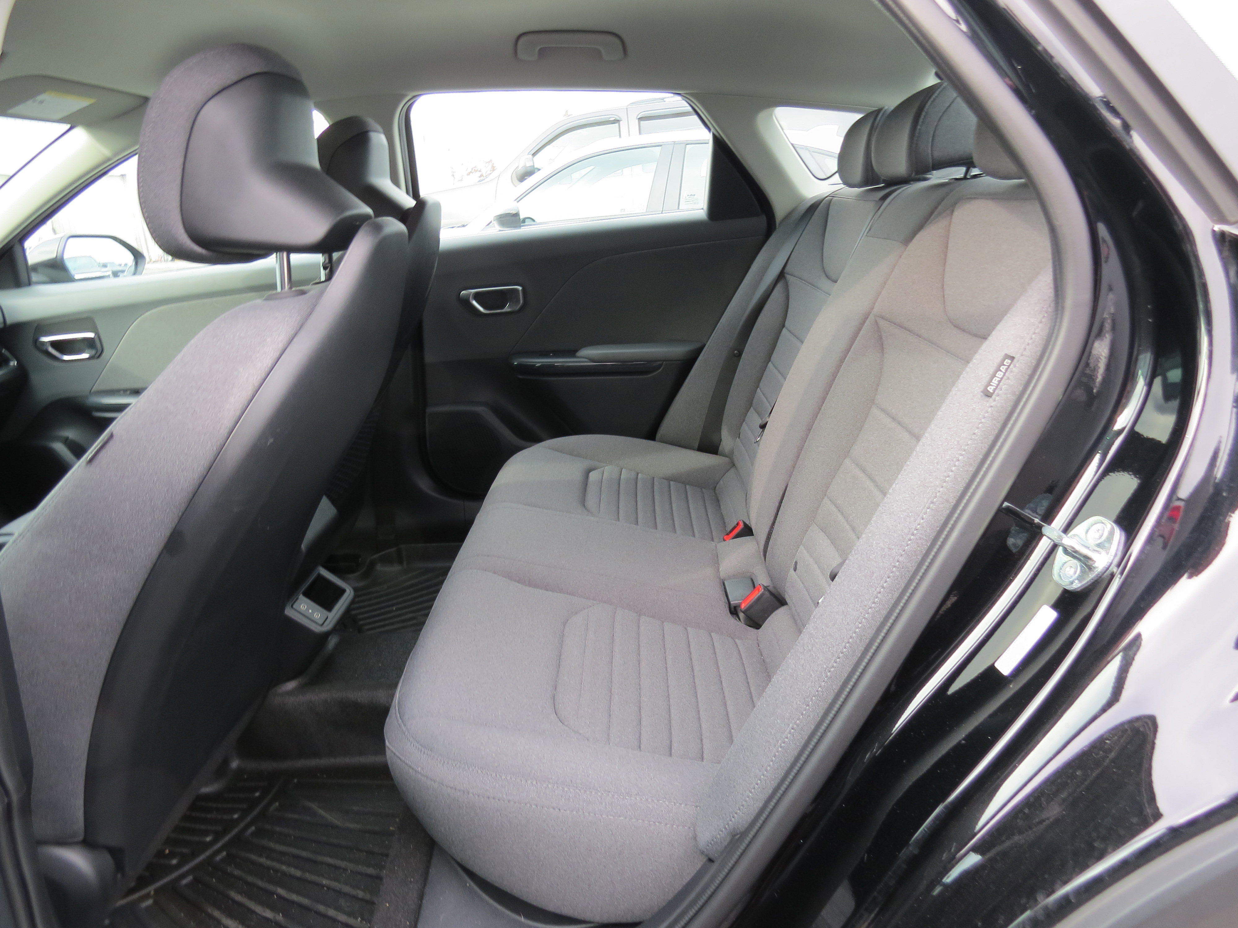 Used 2025 Kia K4 EX image 10