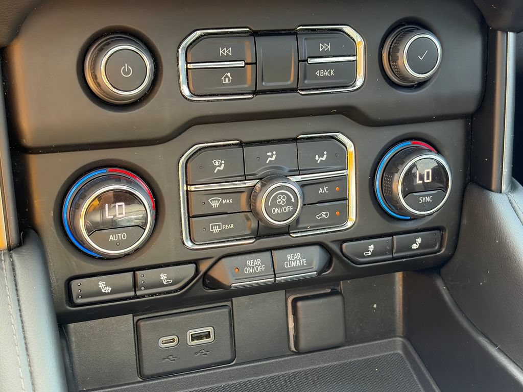 Used 2021 Chevrolet Tahoe LT AWD/4WD image 27