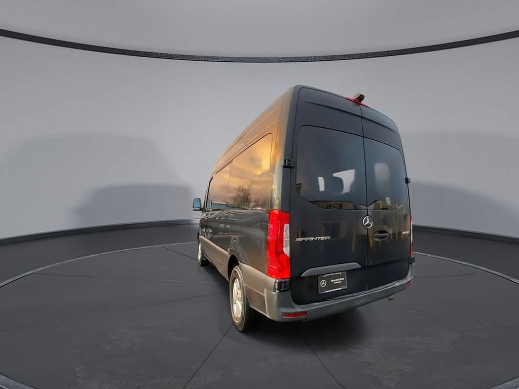 Used 2019 Mercedes-Benz Sprinter 2500 image 9