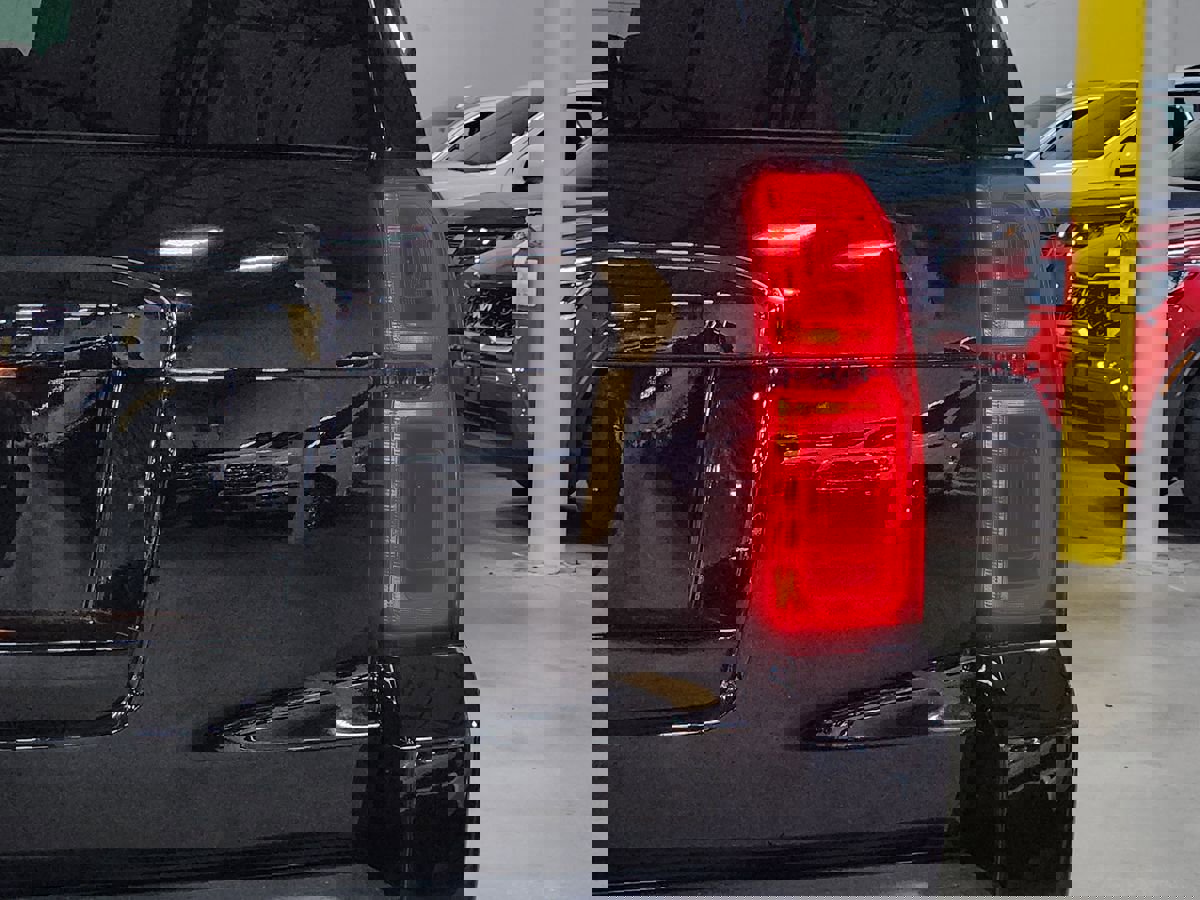 Used 2018 Chevrolet Tahoe LS image 22