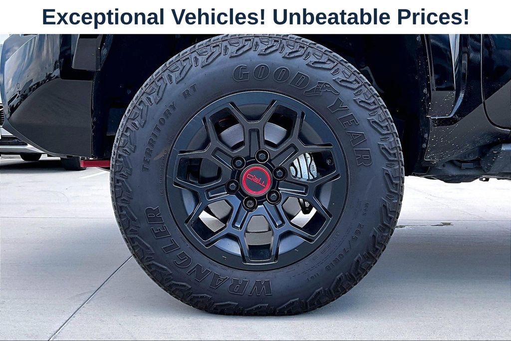 Used 2025 Toyota Tacoma TRD Pro AWD/4WD image 10