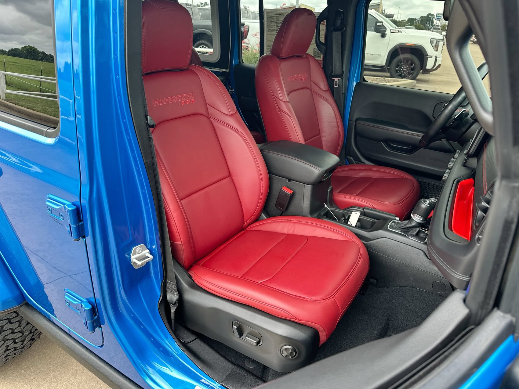 Used 2024 Jeep Wrangler Unlimited Rubicon 392 AWD/4WD image 24