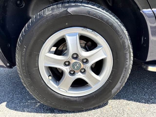 Used 2004 Hyundai Santa Fe LX image 22