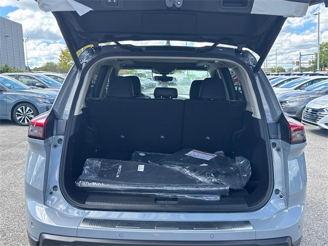 New 2026 Nissan Rogue SV w/ SV Premium Package image 13