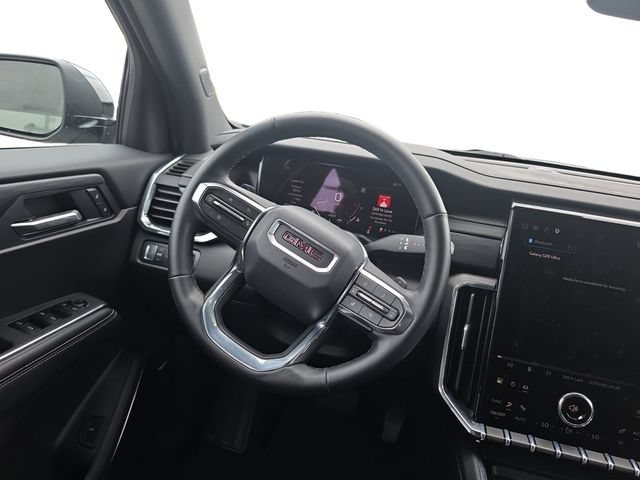 Used 2026 GMC Acadia Elevation w/ Elevation Premium Package FWD image 14
