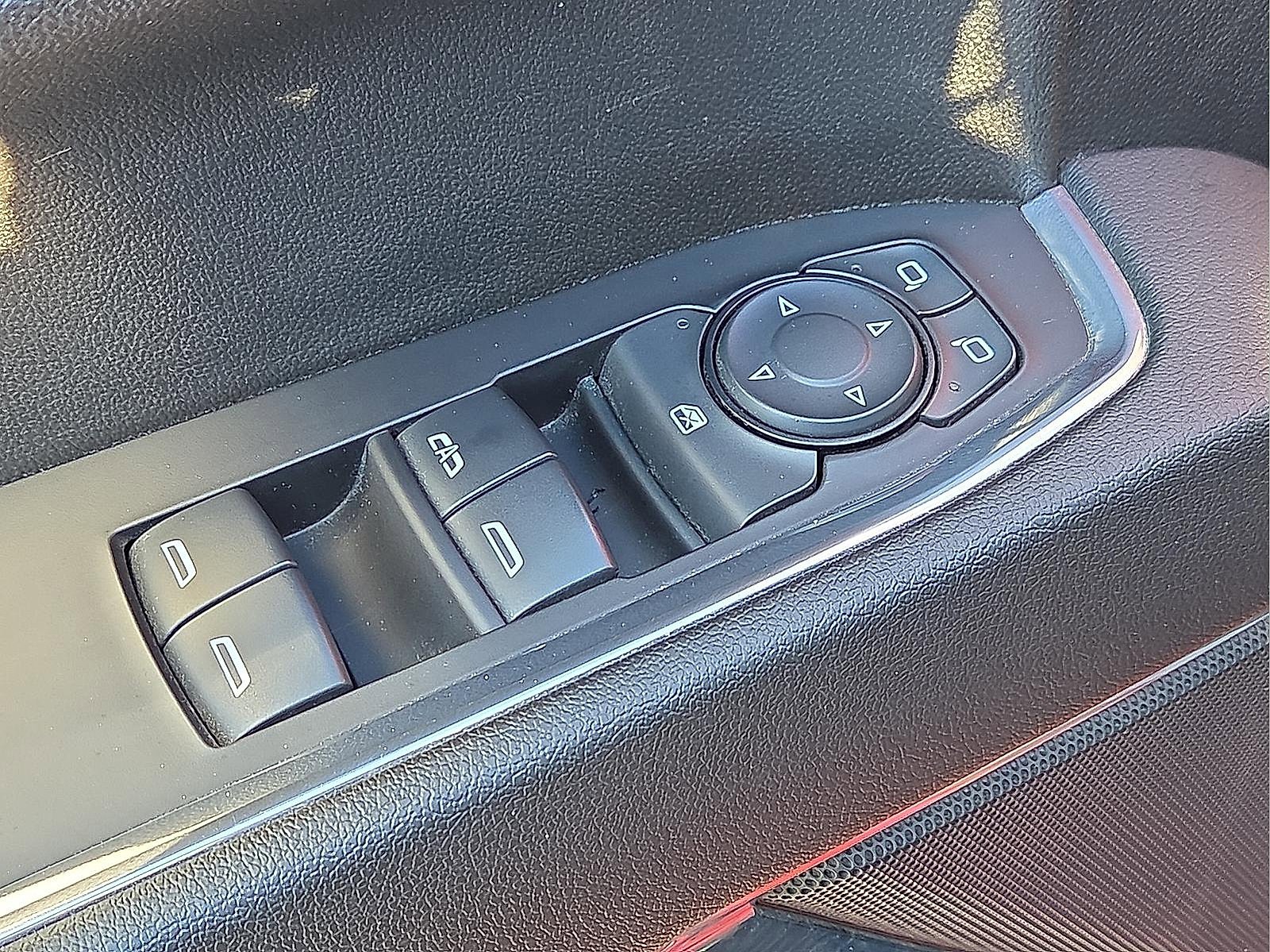 Used 2023 GMC Sierra 1500 Elevation w/ X31 Off-Road Package image 13