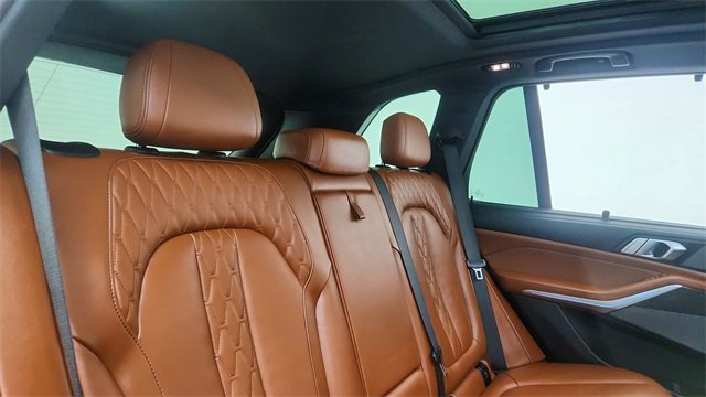 Used 2024 BMW X5 M60i image 26