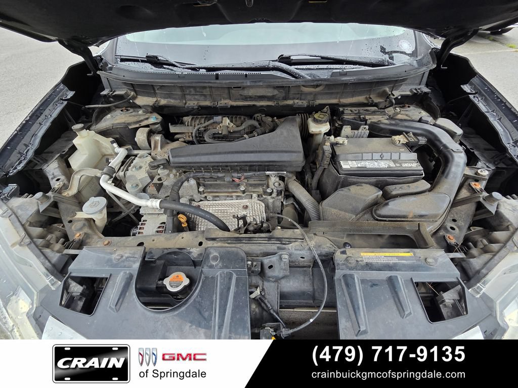 Used 2017 Nissan Rogue SV AWD/4WD image 29