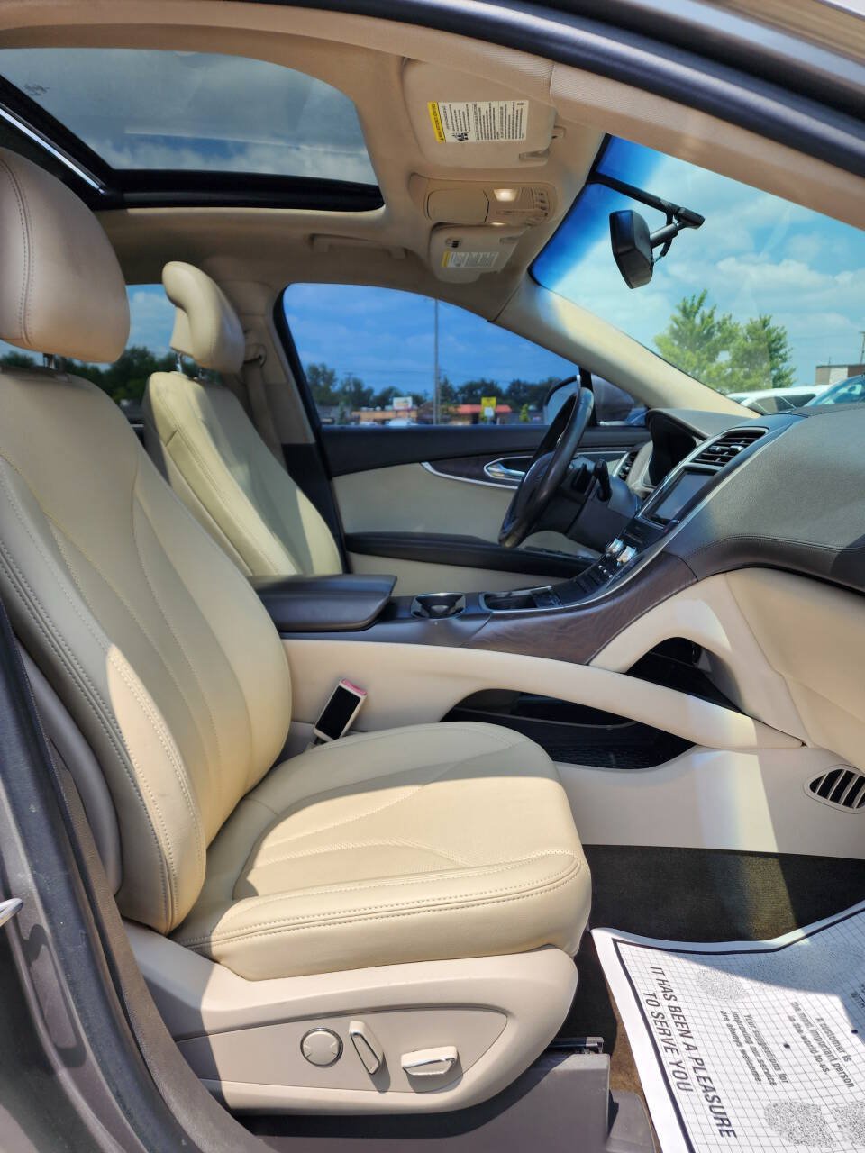 Used 2016 Lincoln MKX Reserve FWD image 20