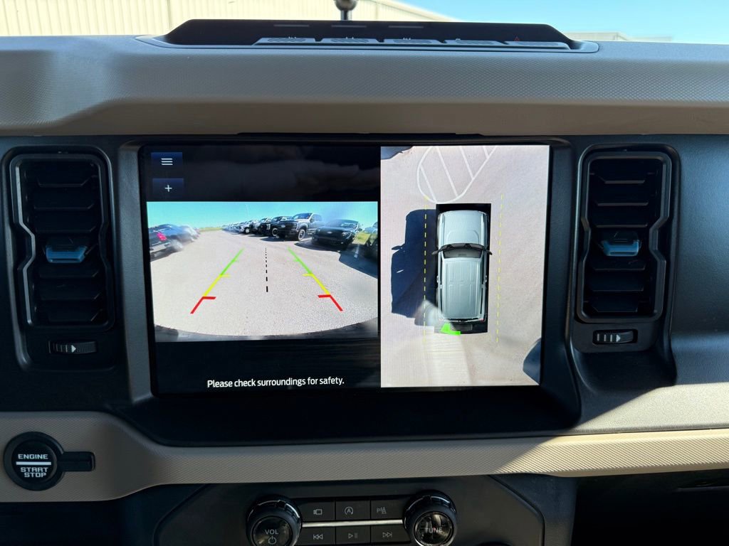 Used 2023 Ford Bronco Wildtrak image 28