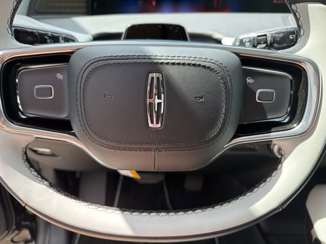 New 2026 Lincoln Navigator L Black Label AWD/4WD image 26