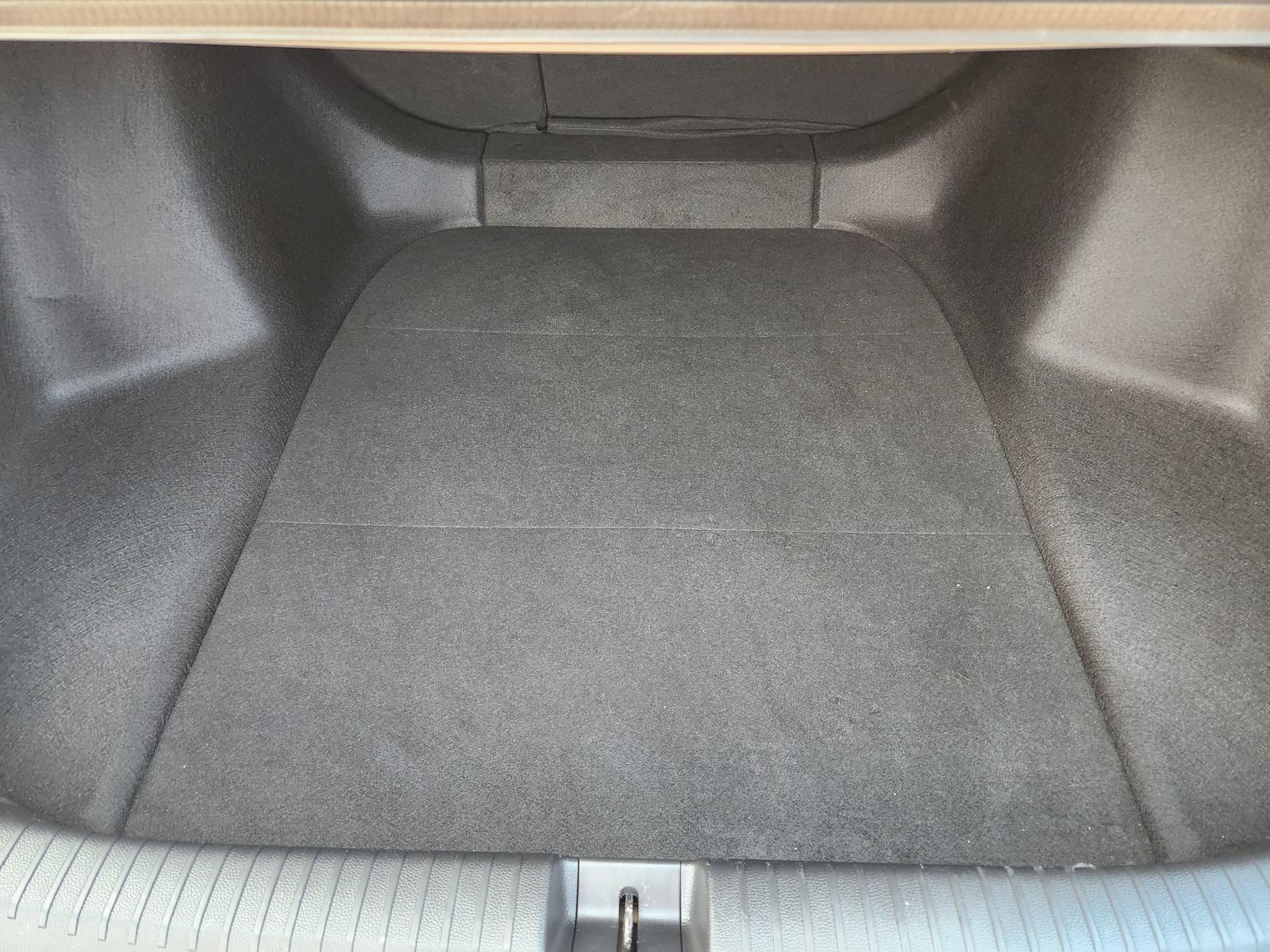 Used 2025 Honda Accord Sport image 36