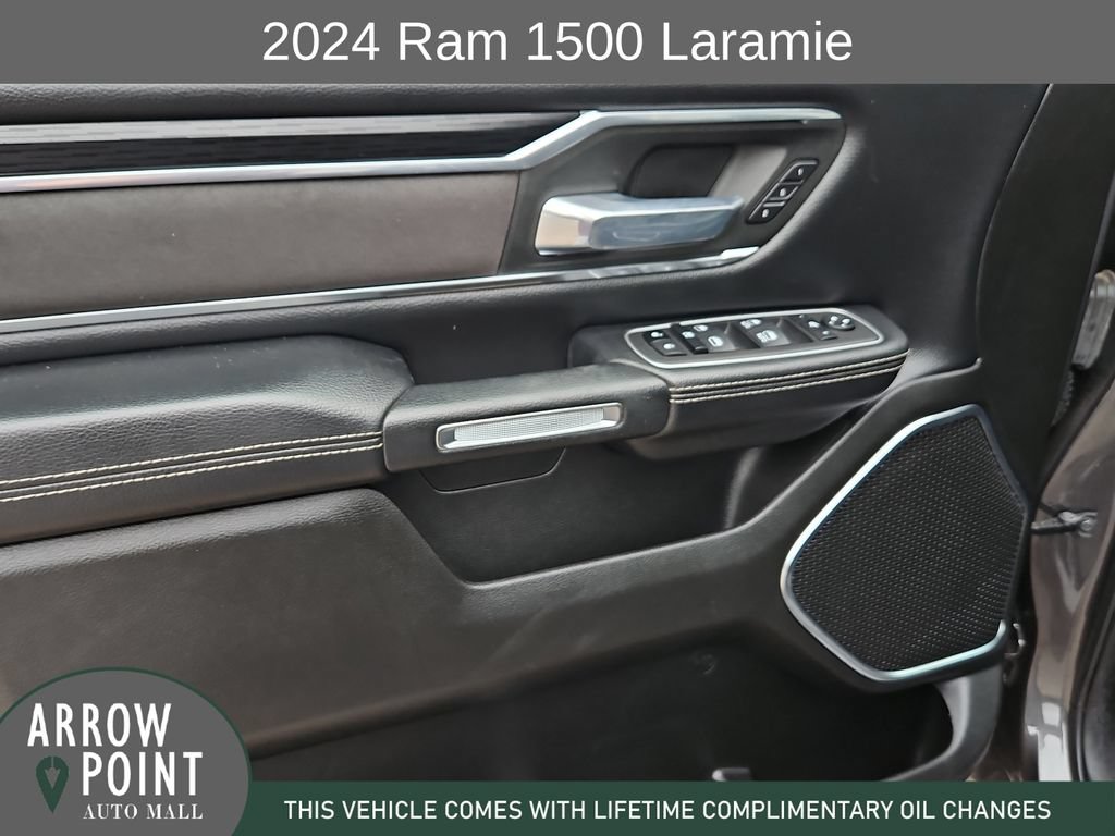 Used 2024 RAM 1500 Laramie AWD/4WD image 21