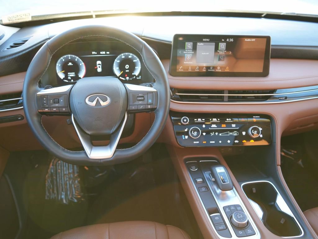 Certified 2025 INFINITI QX60 Sensory image 9