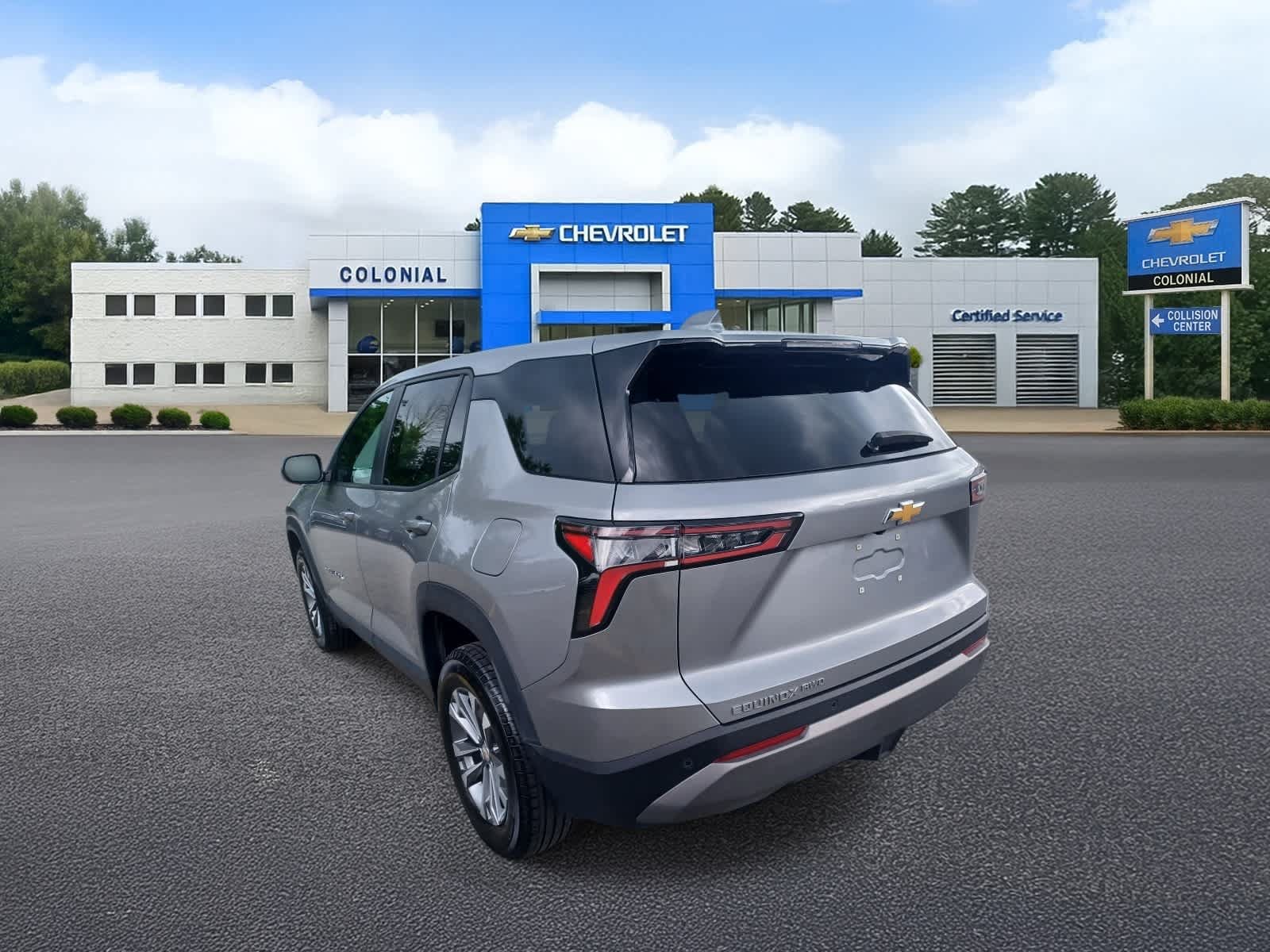 Used 2025 Chevrolet Equinox LT AWD/4WD image 5