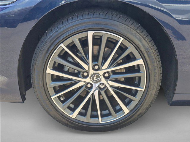 Used 2023 Lexus ES 300h w/ Premium Package FWD image 23