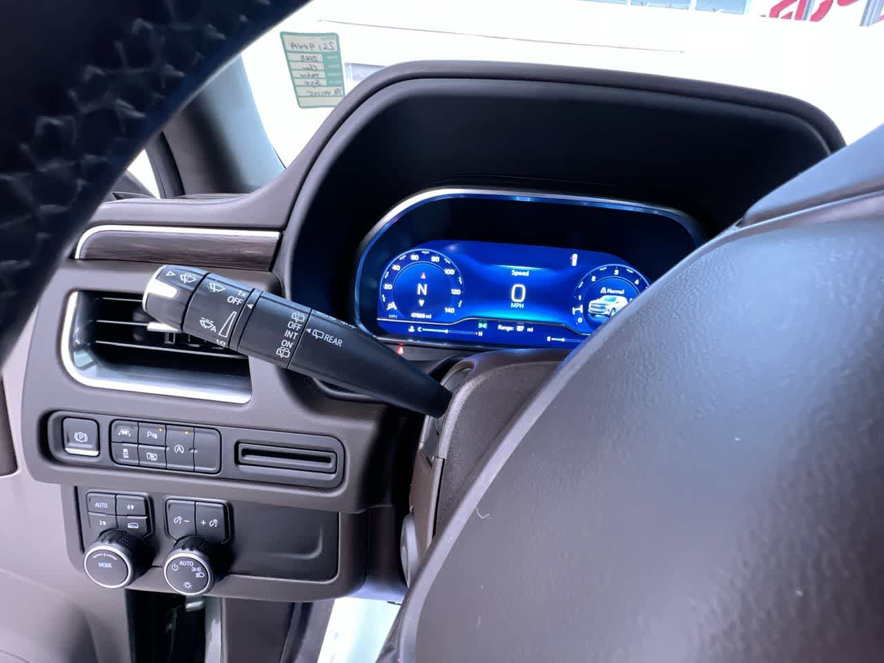 Used 2023 Chevrolet Tahoe LT w/ Luxury Package AWD/4WD image 18