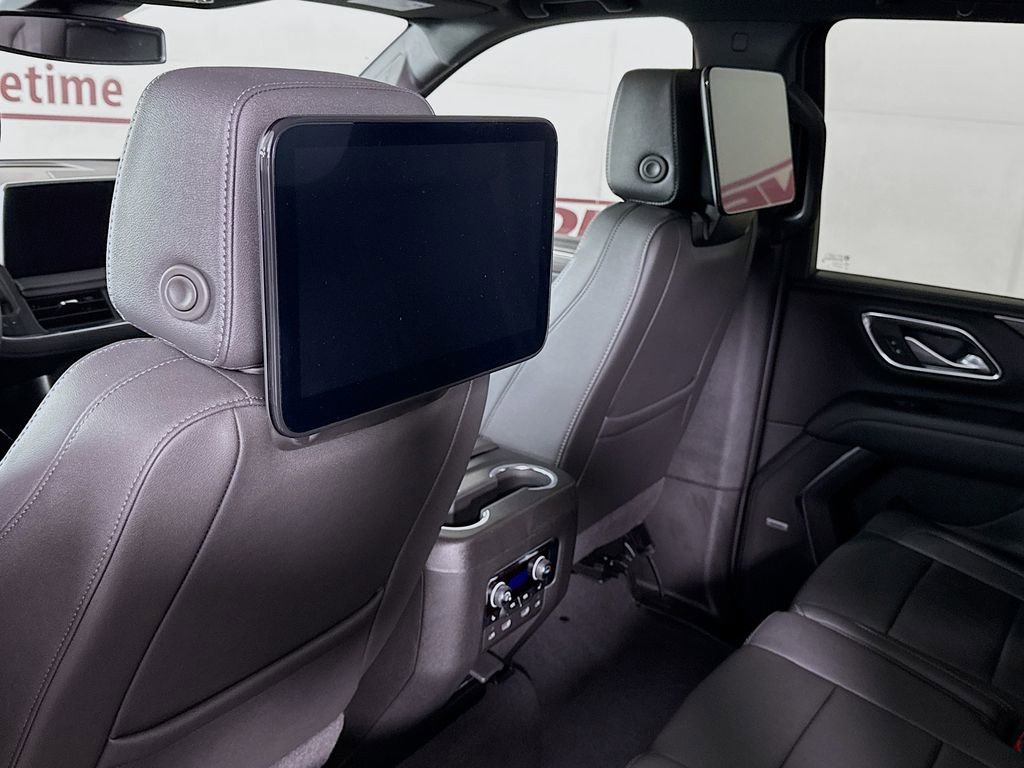 Used 2024 Chevrolet Suburban Z71 w/ Z71 Off-Road Package image 14