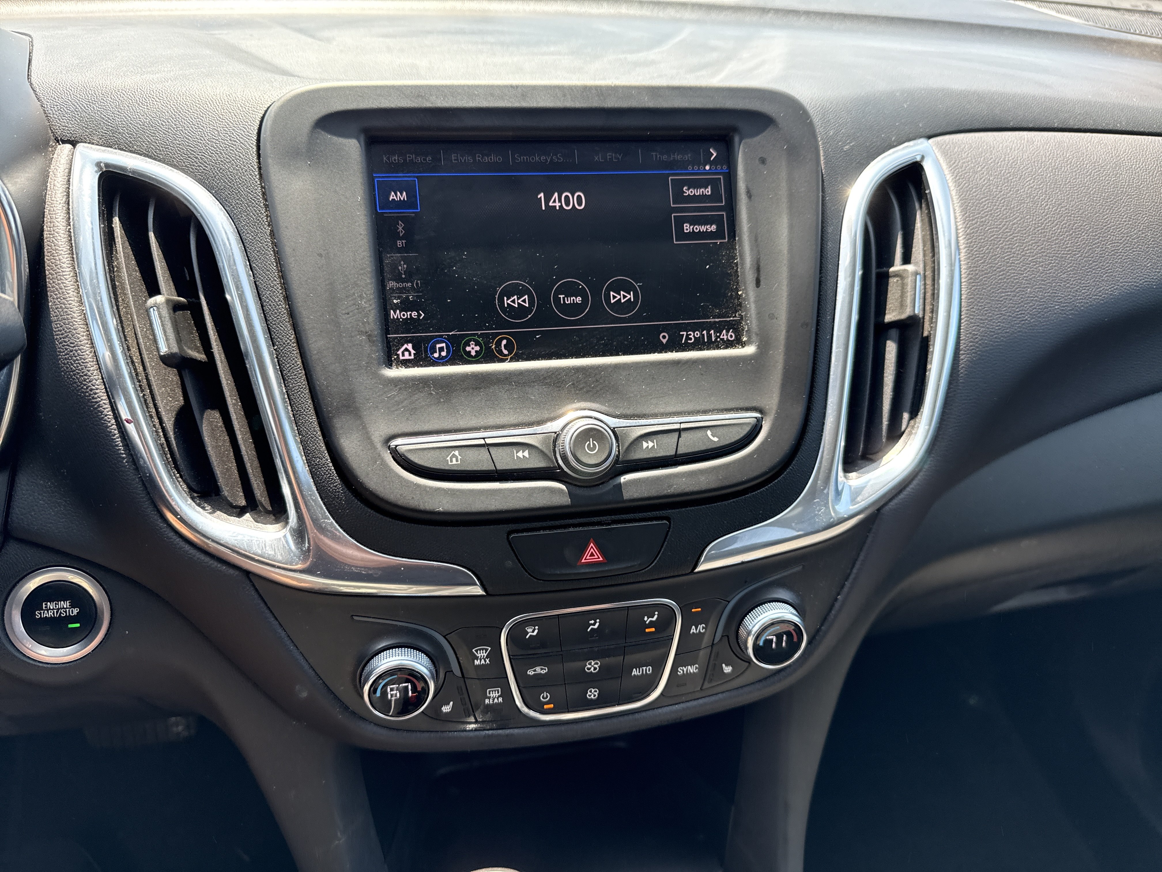 Used 2021 Chevrolet Equinox LT AWD/4WD image 24