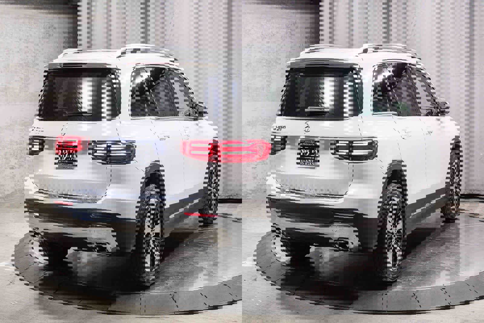 Certified 2026 Mercedes-Benz GLB 250 image 4